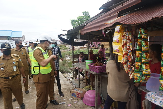 Bupati Fahmi Selalu Memotivasi Warga Pentingnya Vaksinasi