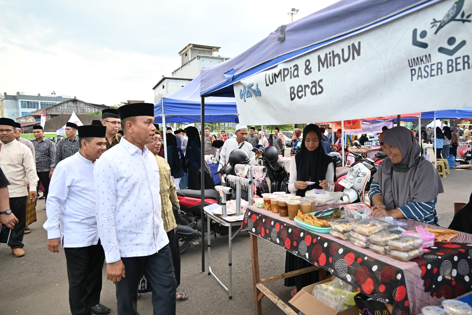 Pasar Ramadan Hadir di Halaman Masjid Agung Nurul Falah, Bangkitkan Ekonomi dan Semarakkan Ngabuburit